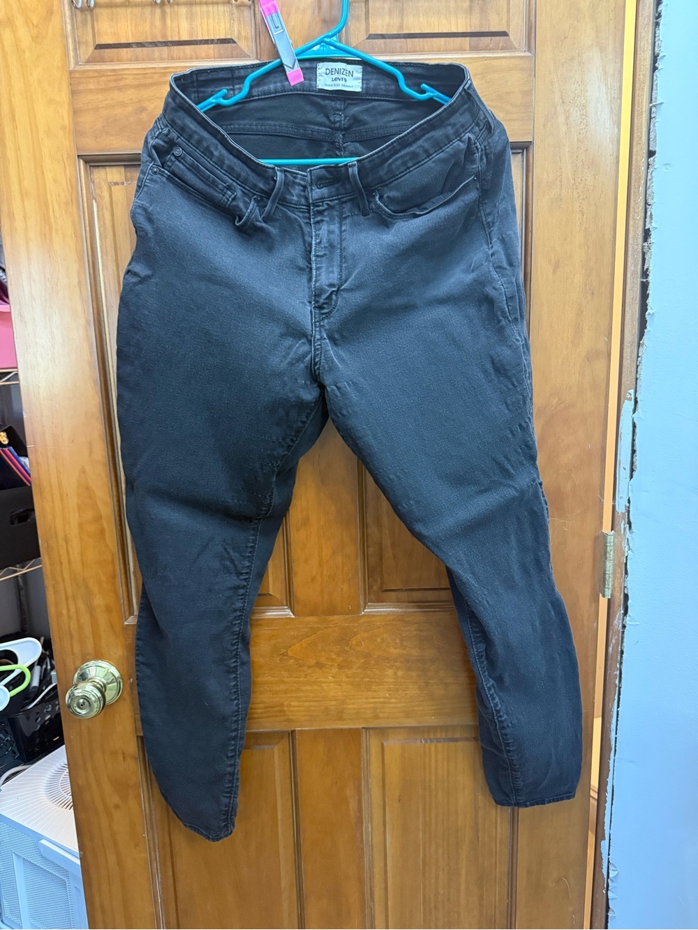 Levi's Black Slim Straight Jeans